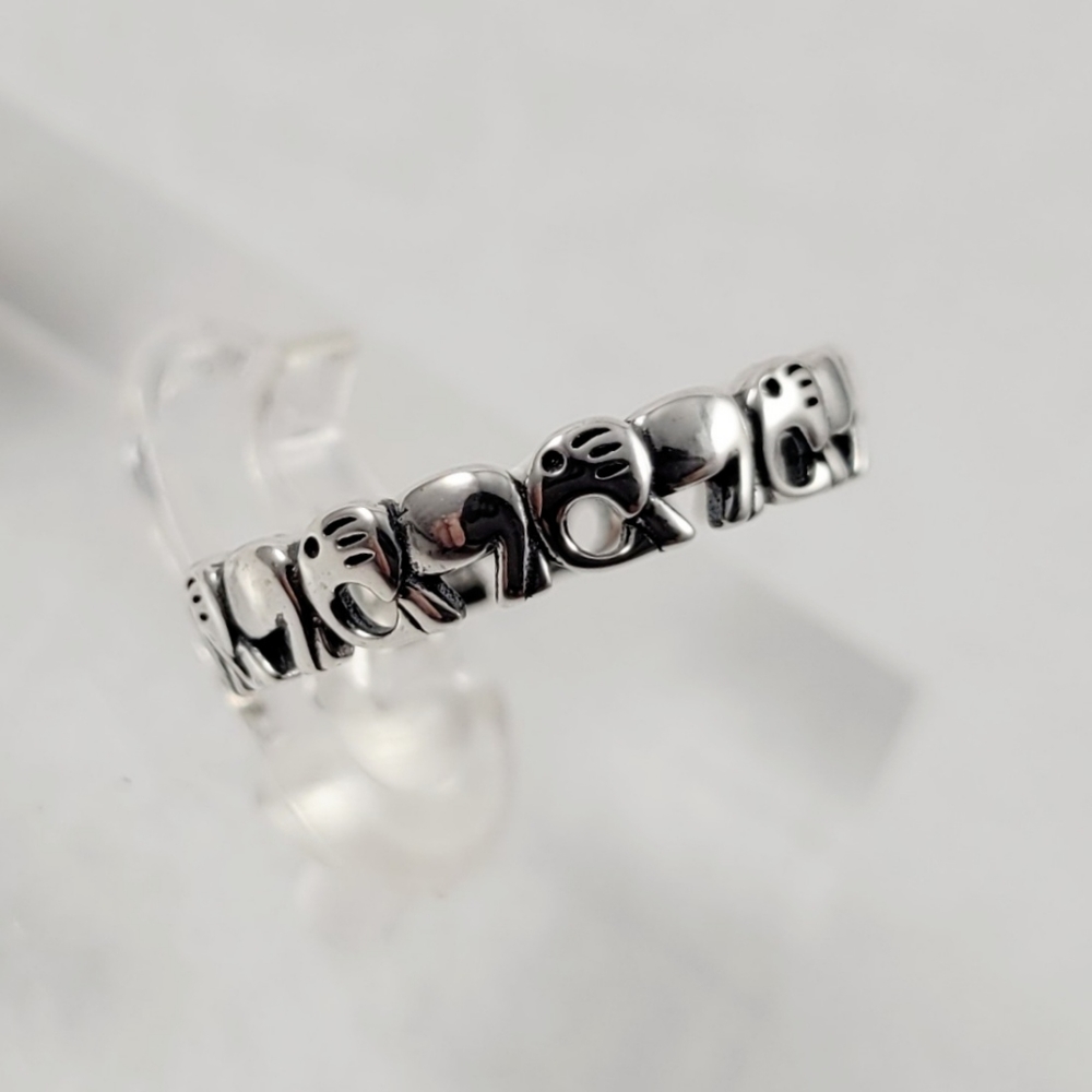 Sterling Silver Elephant Eternity Band - Picture 4 of 13